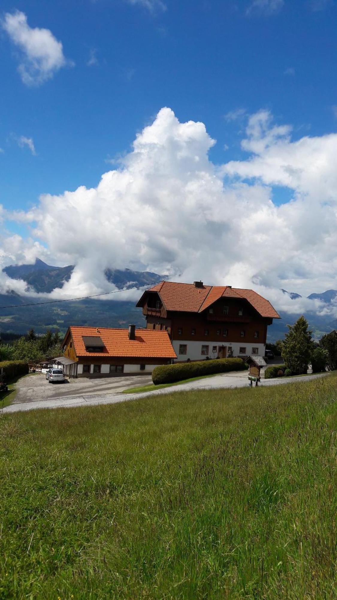 Pension Bauernhof Baumgartner Stanahof Fresach Exterior foto